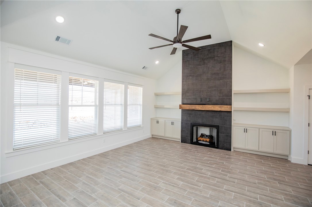 SPRING CREEK FARMS PH I-SPRINGDALE - Residential Lease