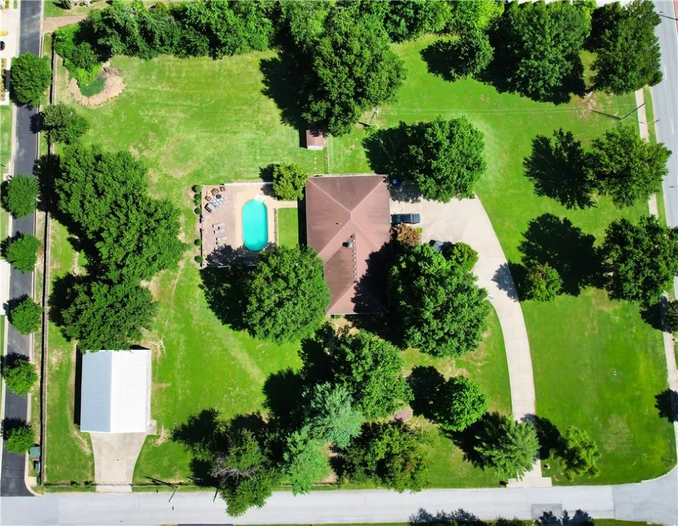 Bentonville, Arkansas 72712, United States, 4 Bedrooms Bedrooms, ,4 BathroomsBathrooms,Residential,Active,180531