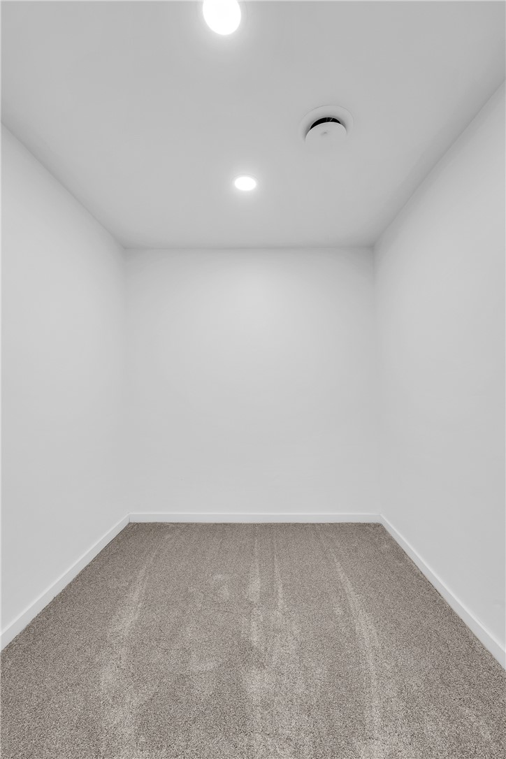 Oaks Manor Sub - Residential