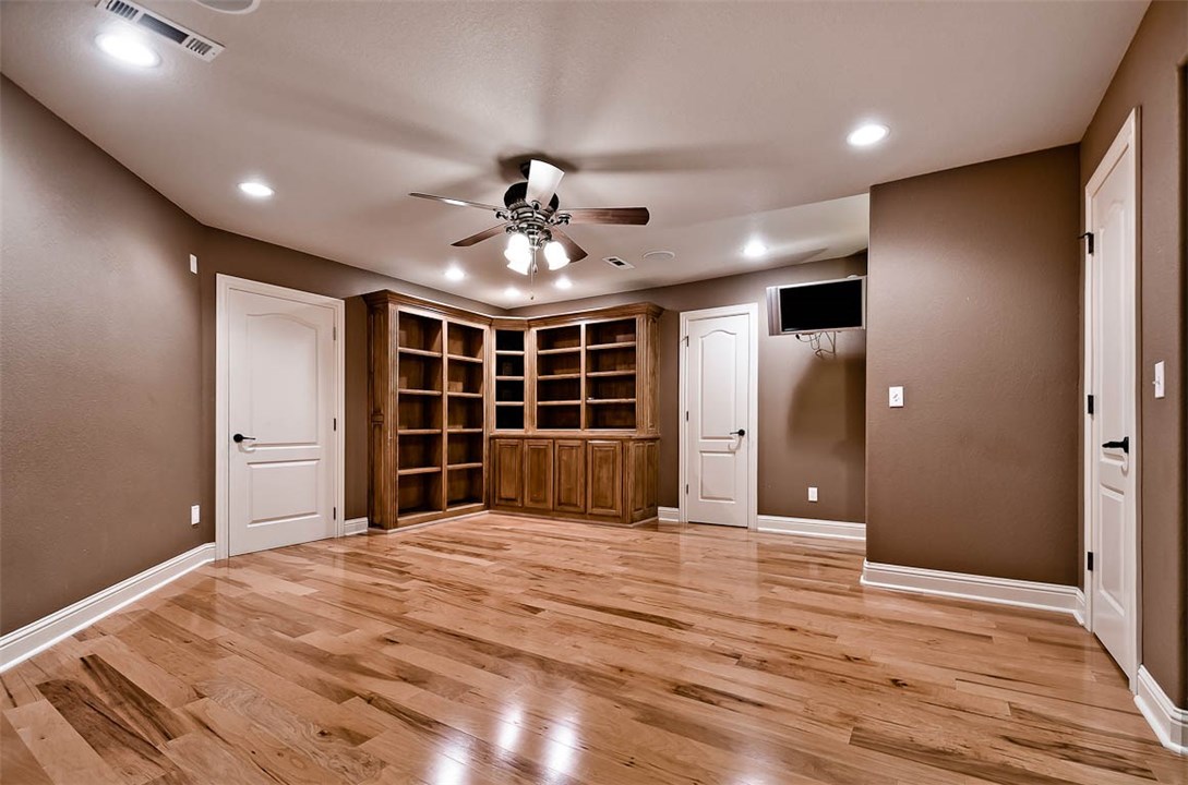 Shadow Valley - Residential