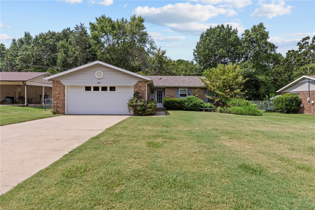 View Fayetteville, AR 72703 house