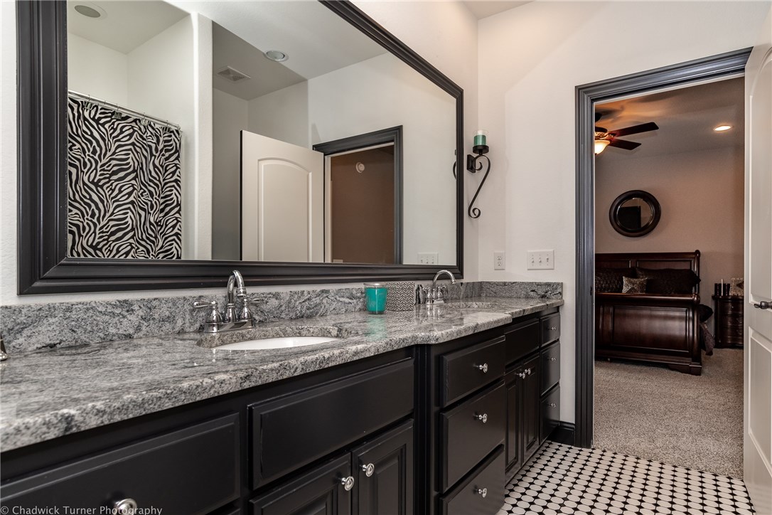 Oak Tree Centerton - Residential