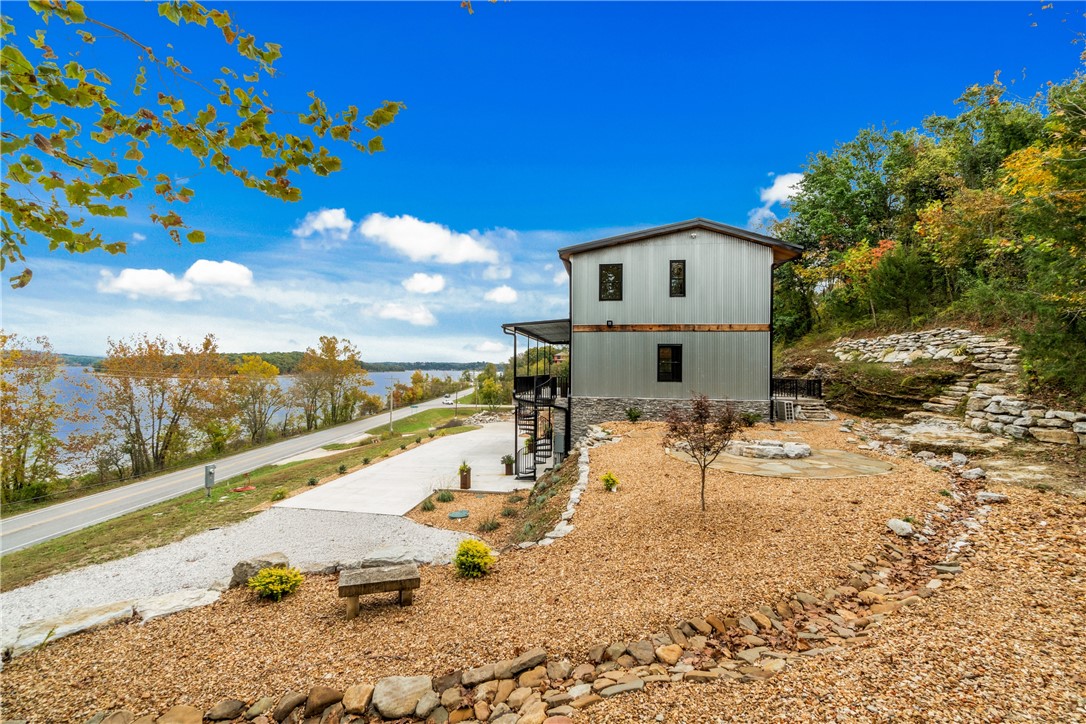 EAGLE CREST SUB-RURBAN - Residential