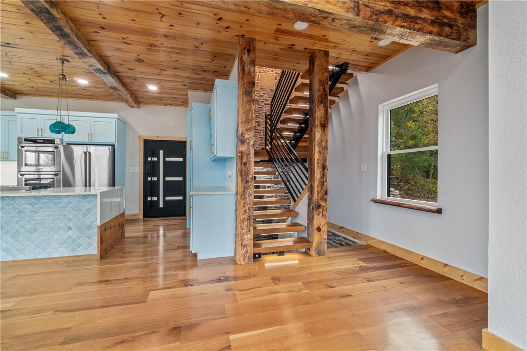 EAGLE CREST SUB-RURBAN - Residential