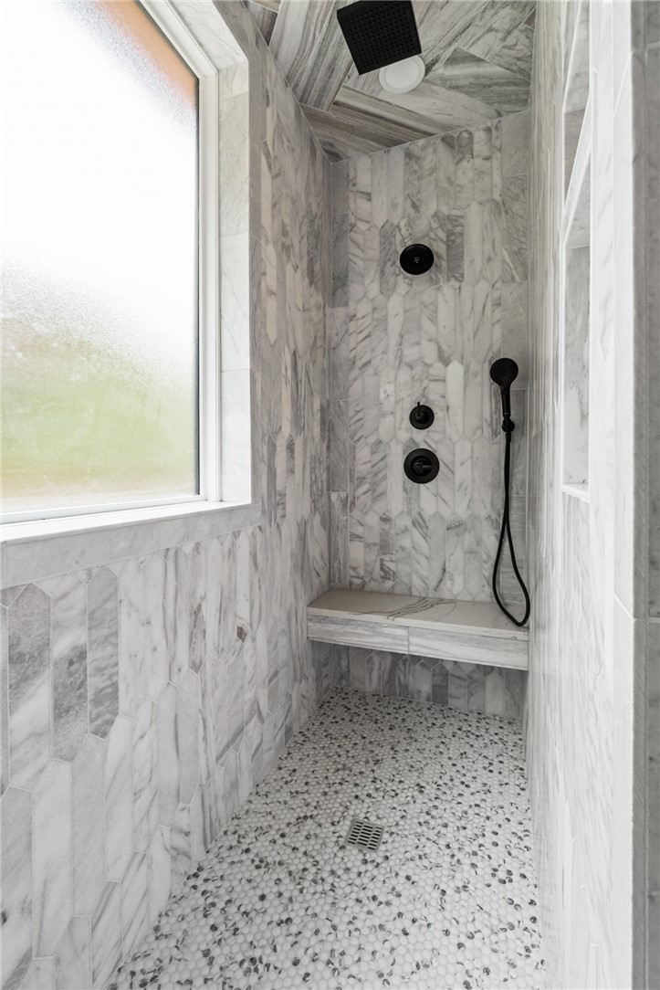 EAGLE CREST SUB-RURBAN - Residential