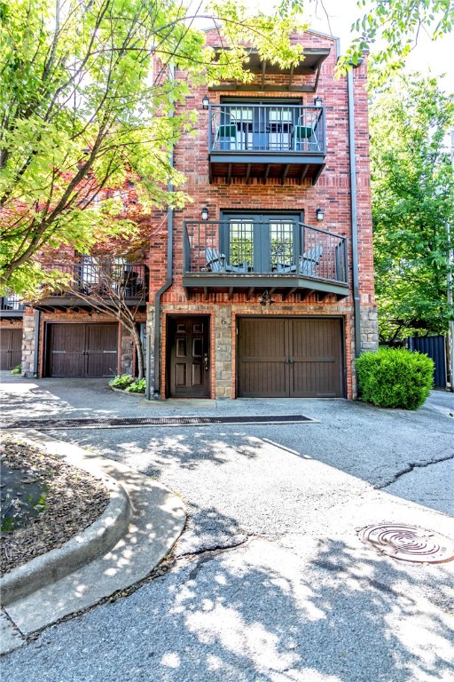 Locust Street Twnhms Hpr - Residential