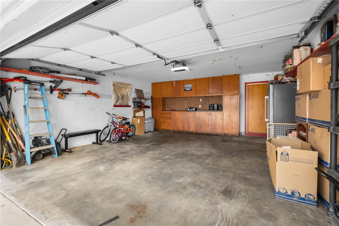 REPLAT OF PART NEWELL ADD. - Residential