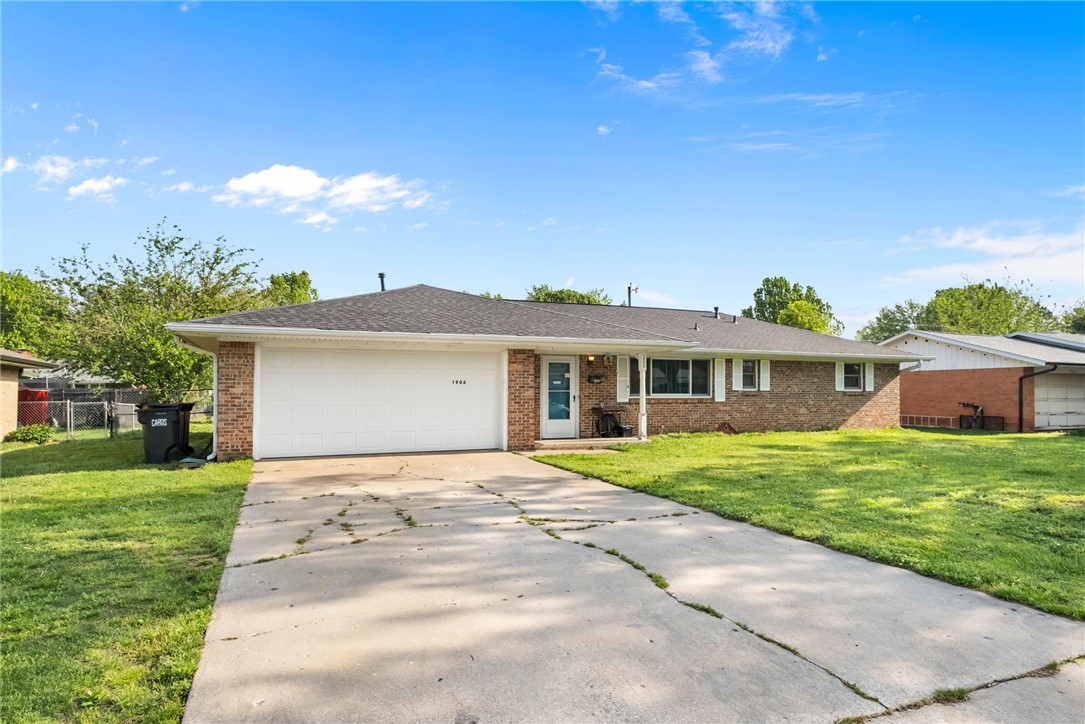 REPLAT OF PART NEWELL ADD. - Residential