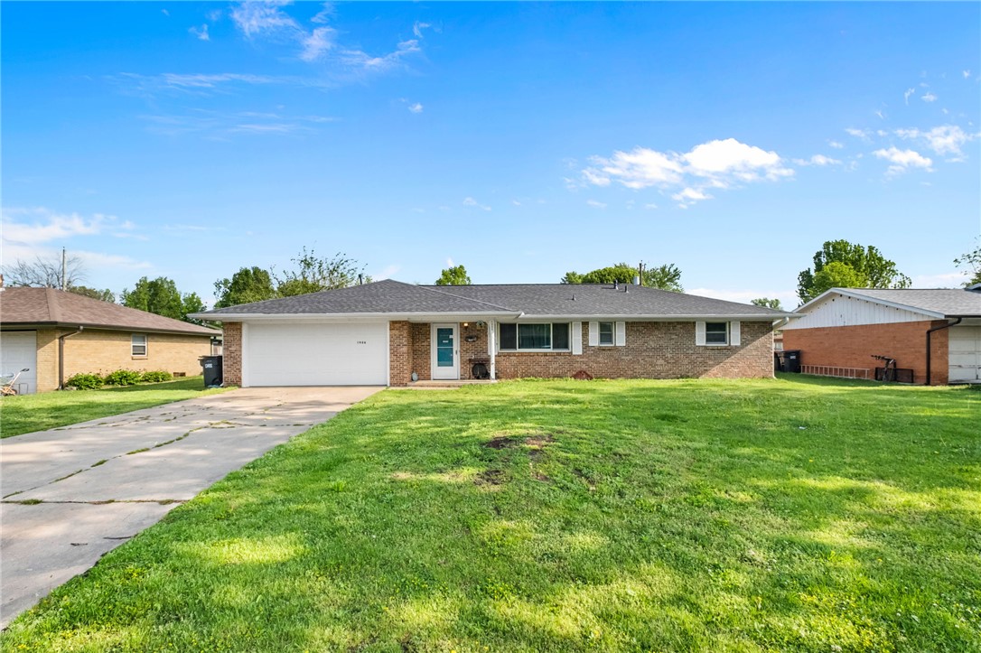 REPLAT OF PART NEWELL ADD. - Residential