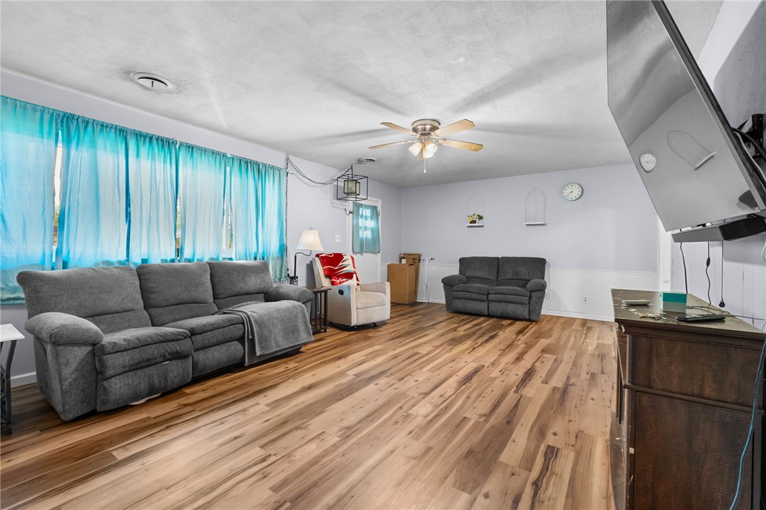 REPLAT OF PART NEWELL ADD. - Residential