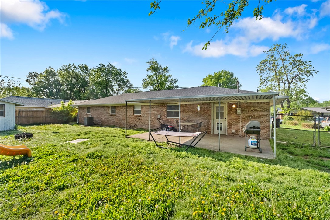 REPLAT OF PART NEWELL ADD. - Residential