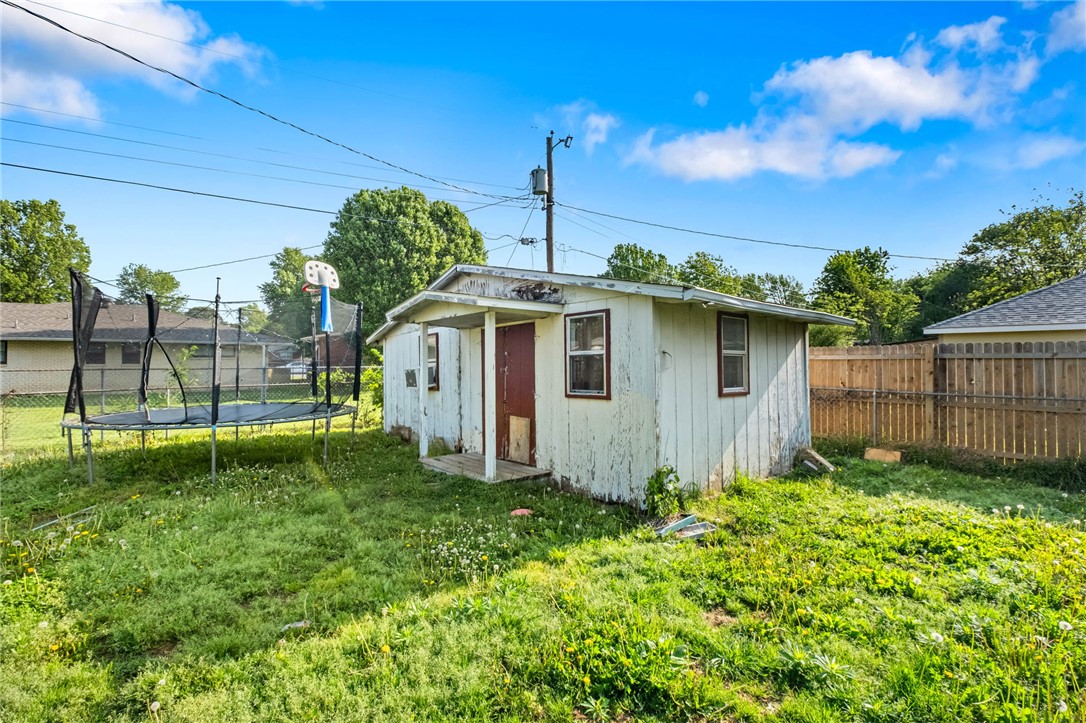 REPLAT OF PART NEWELL ADD. - Residential