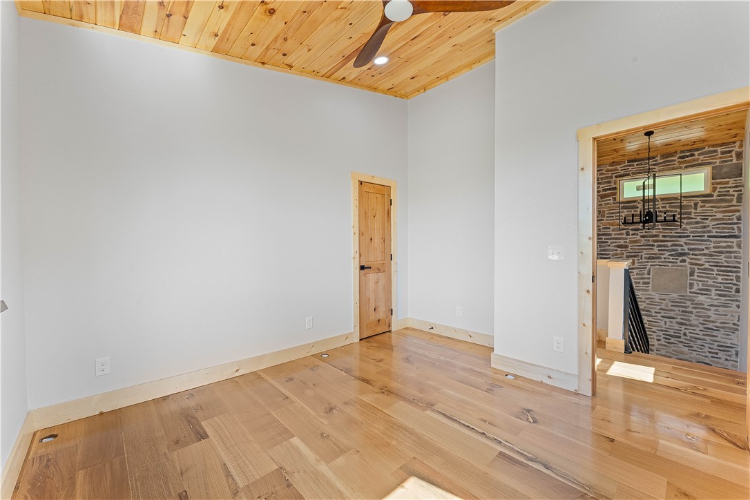 Eagle crest Sub-Rurban - Residential