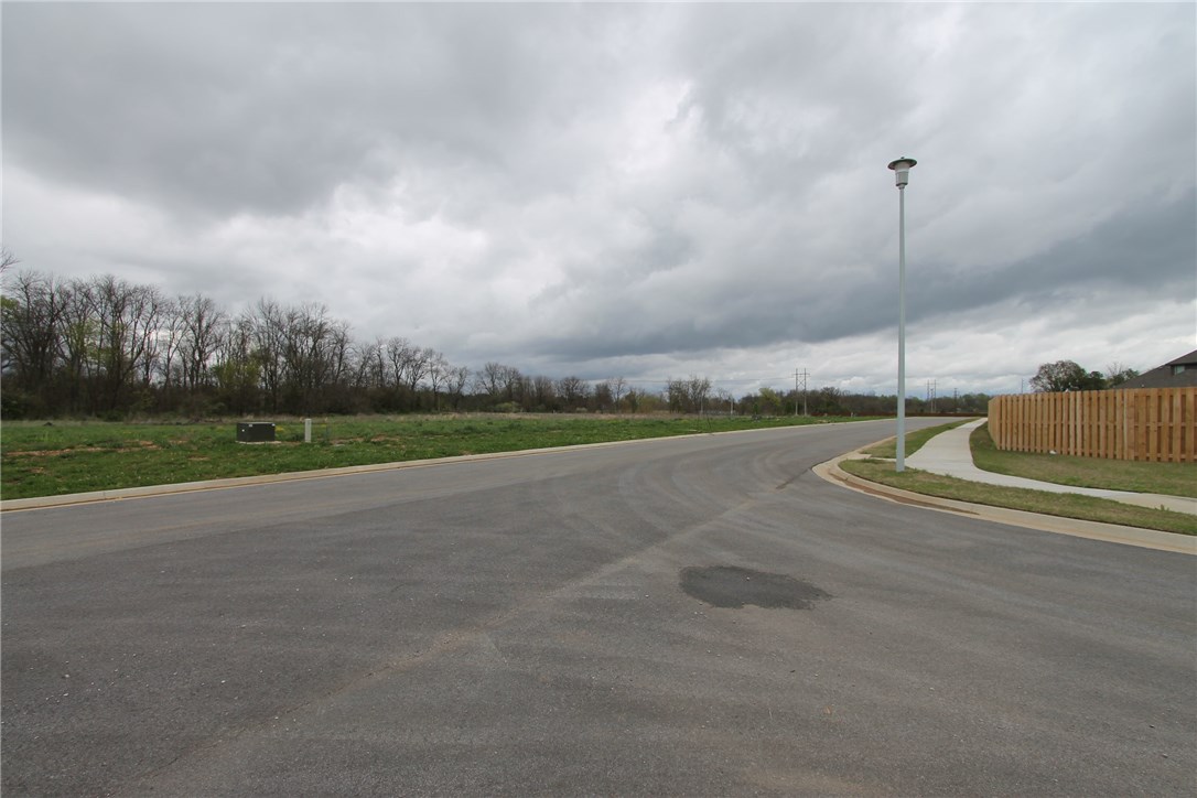 Creekside Sub Ph I - Land