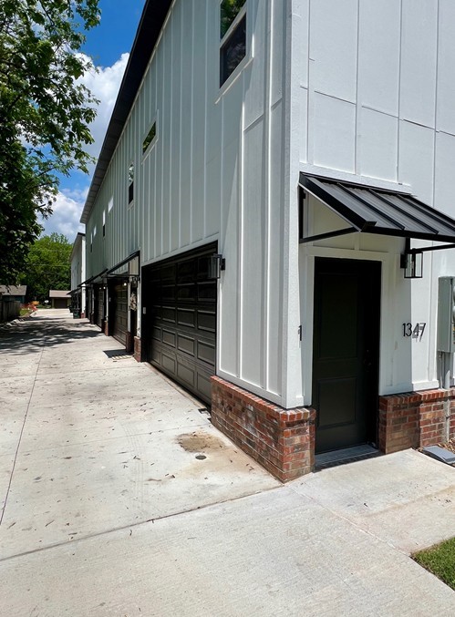 Hendrix Add - Residential Lease