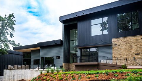 1104 N Fillmore Street Bentonville AR 72712