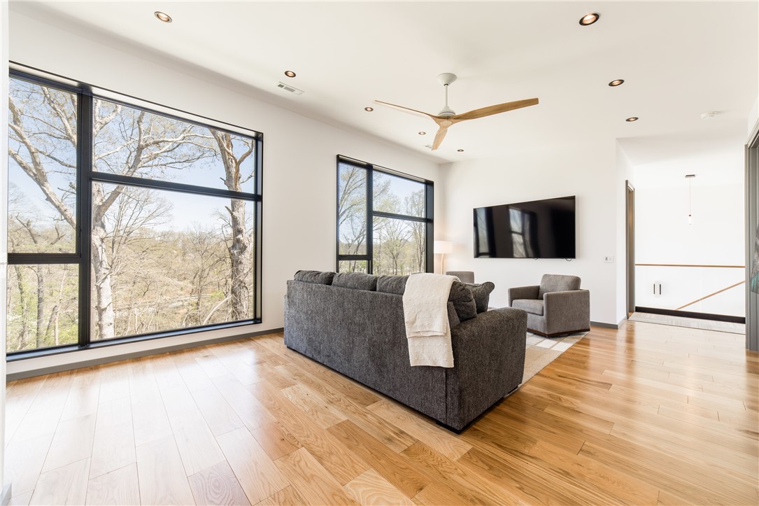 W A Burks Add Bentonville - Residential