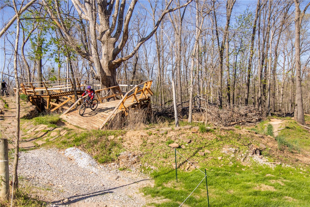 W A Burks Add Bentonville - Residential