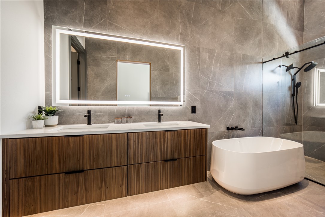 W A Burks Add Bentonville - Residential