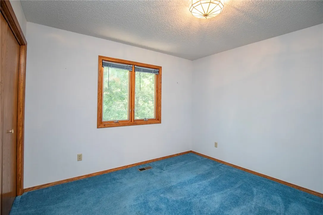 Bella Vista, Arkansas 72715, United States, 3 Bedrooms Bedrooms, ,3 BathroomsBathrooms,Residential,Active,191038