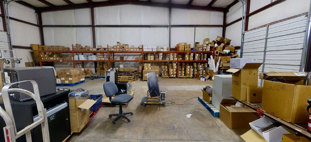 Space Center Hpr - Commercial Lease