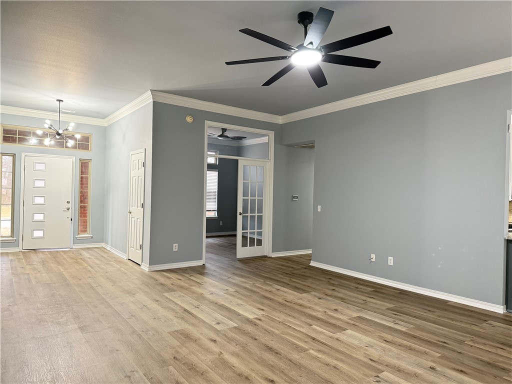 Eagle Crest - Residential