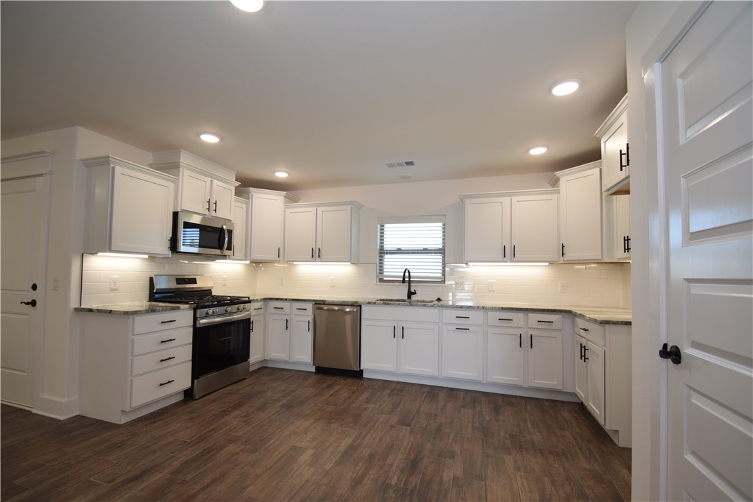 Hilldale Sub Centerton - Residential Lease