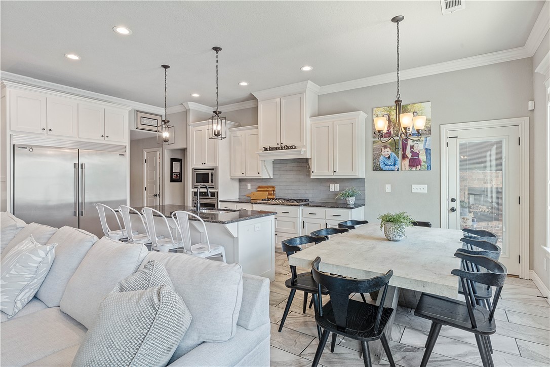 Peaks Ph Iii, The Rogers - Residential