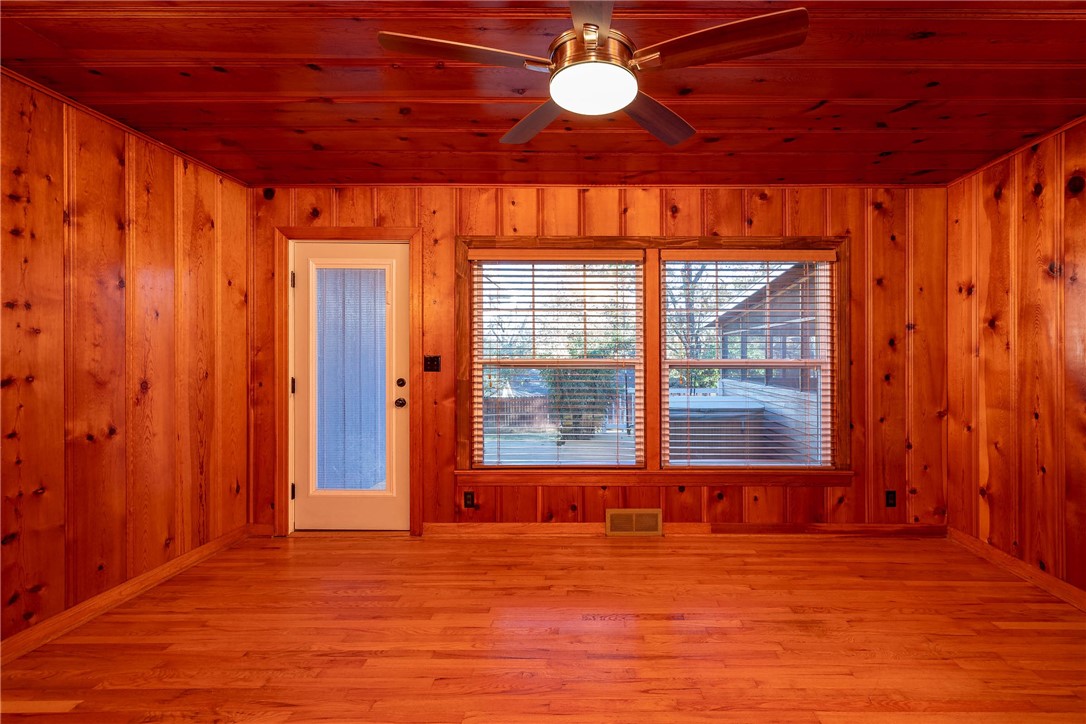 Wahneetah Heights - Residential