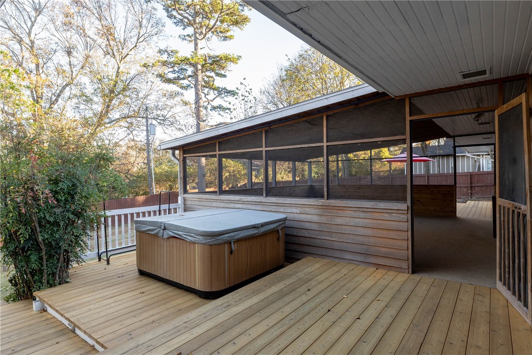 Wahneetah Heights - Residential