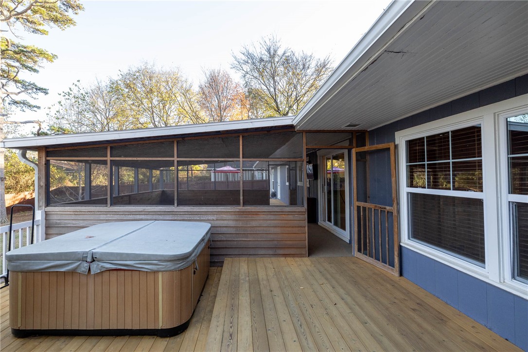 Wahneetah Heights - Residential