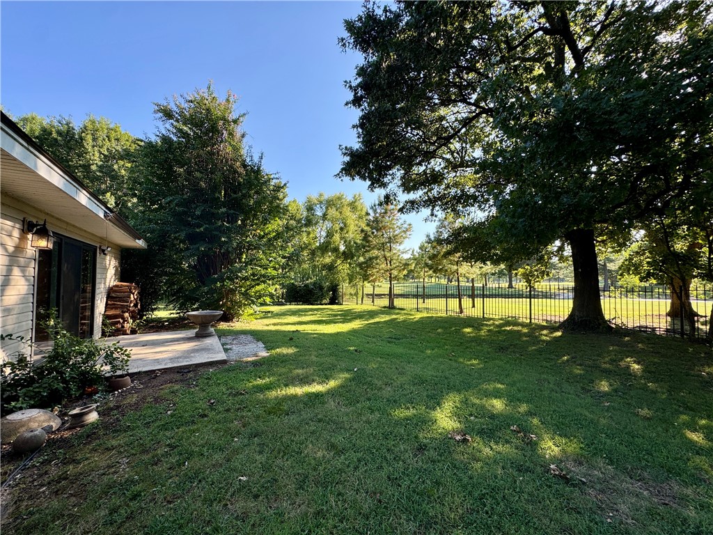 Fayetteville Outlots - Residential Lease