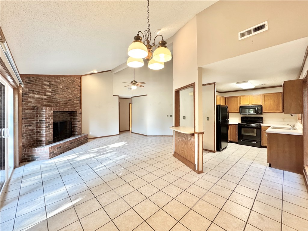 Fayetteville Outlots - Residential Lease