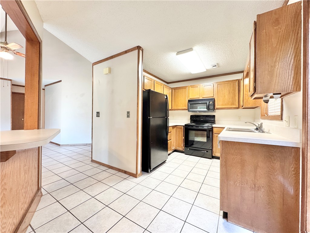 Fayetteville Outlots - Residential Lease