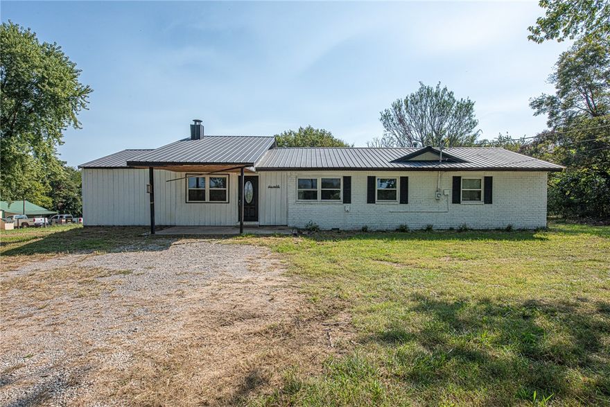 Looking for your next opportunity? Just minutes from downtown Lincoln, parks, and schools—and only 30 minutes from Fayetteville or Siloam Springs! This 1.50± acre property features a 3-bed, 1.5-bath home with open-concept living, an L-shaped kitchen, large laundry room, and an enclosed garage converted into a second living area. A great chance to renovate or build your dream home in a convenient location. ***Property sold As-Is. Will not qualify for FHA, VA, or RD financing.***