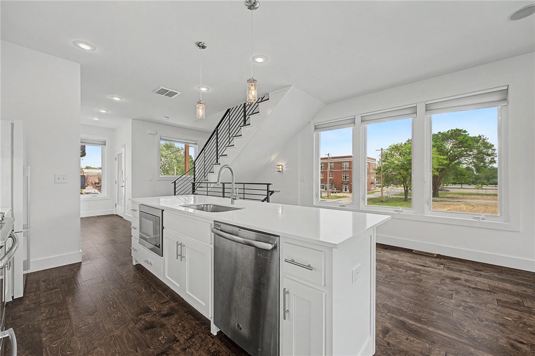 Dunn & Davis Add Bentonville - Residential Lease