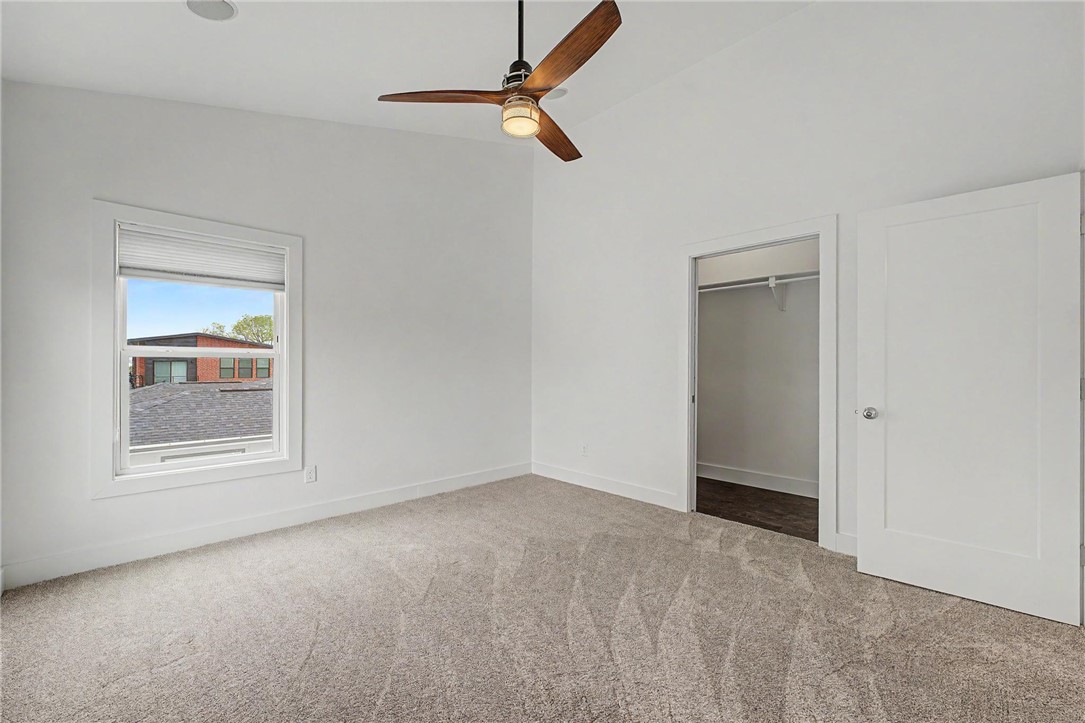 Dunn & Davis Add Bentonville - Residential Lease