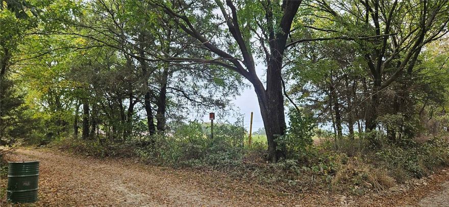 This old farm house on a 25 MOL acre tract of land, fully fenced, flat acreage, ready for livestock, is hitting the market for the first time in a long time. The house is a fixer upper and will require some attention. This property has the water, with a large pond for livestock and a 32 foot water well that the house is pulling from. The well is good water also, not sulphur. Sellers have never seen the well go dry. There is also a paid rural water tap in place and the option of natural gas. This property has a chicken house used for storing hay, tractors, etc. Centrally located between Lincoln, Fayetteville and Siloam Springs, this property has potential to be a nice home place.