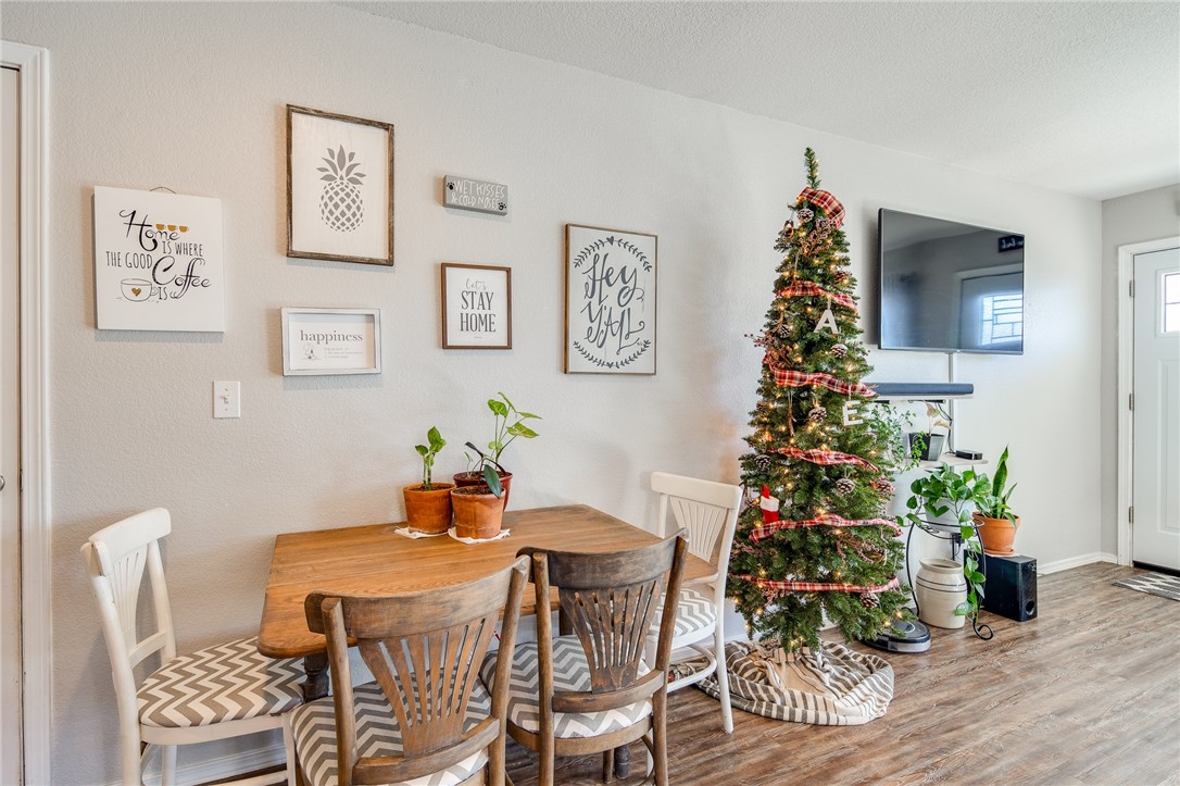 Commons At Walnut Crossing - Residential