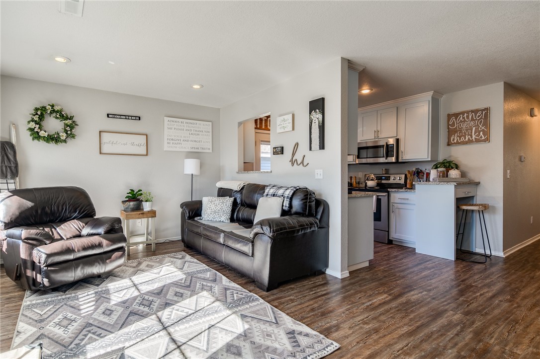 Commons At Walnut Crossing - Residential