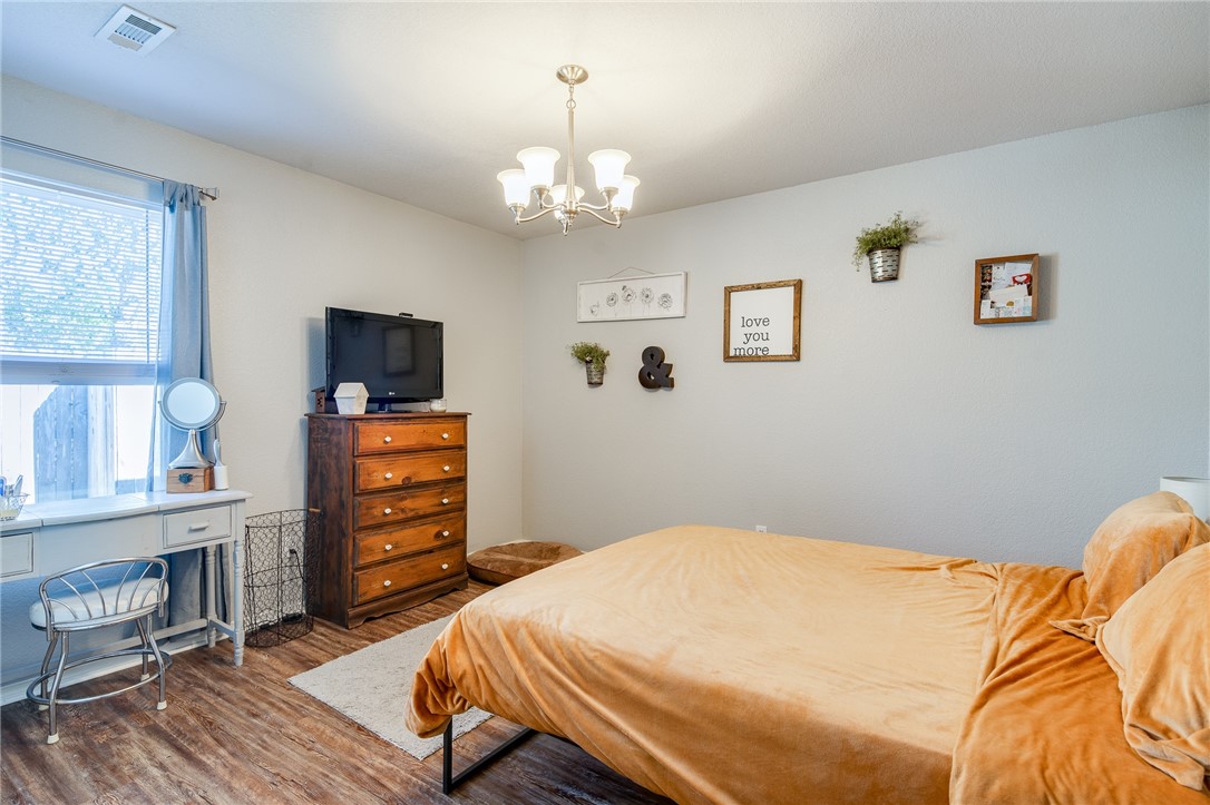 Commons At Walnut Crossing - Residential