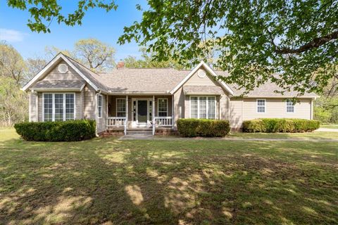 Photo of 13946 (10 acres +/-) Fairmount Road, Siloam Springs, AR 72761 (MLS # 1343404)