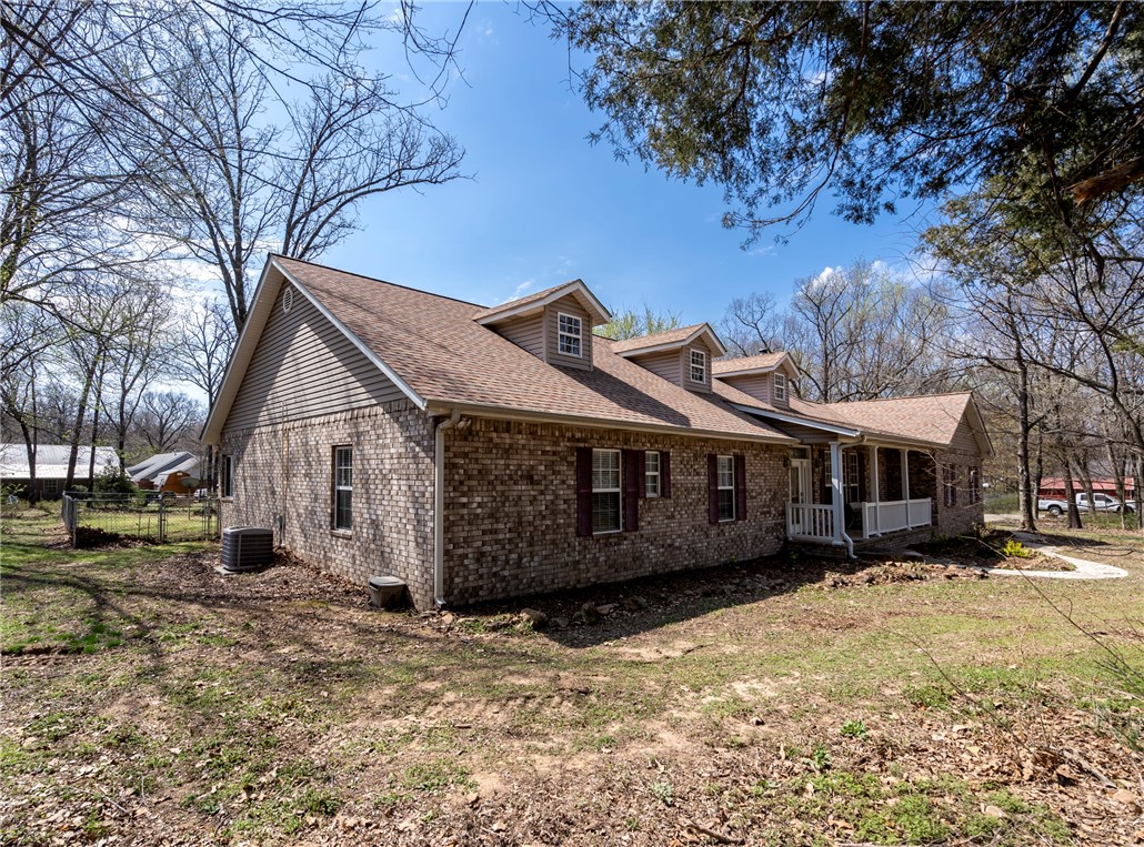 07-18-33-RURAL - Residential