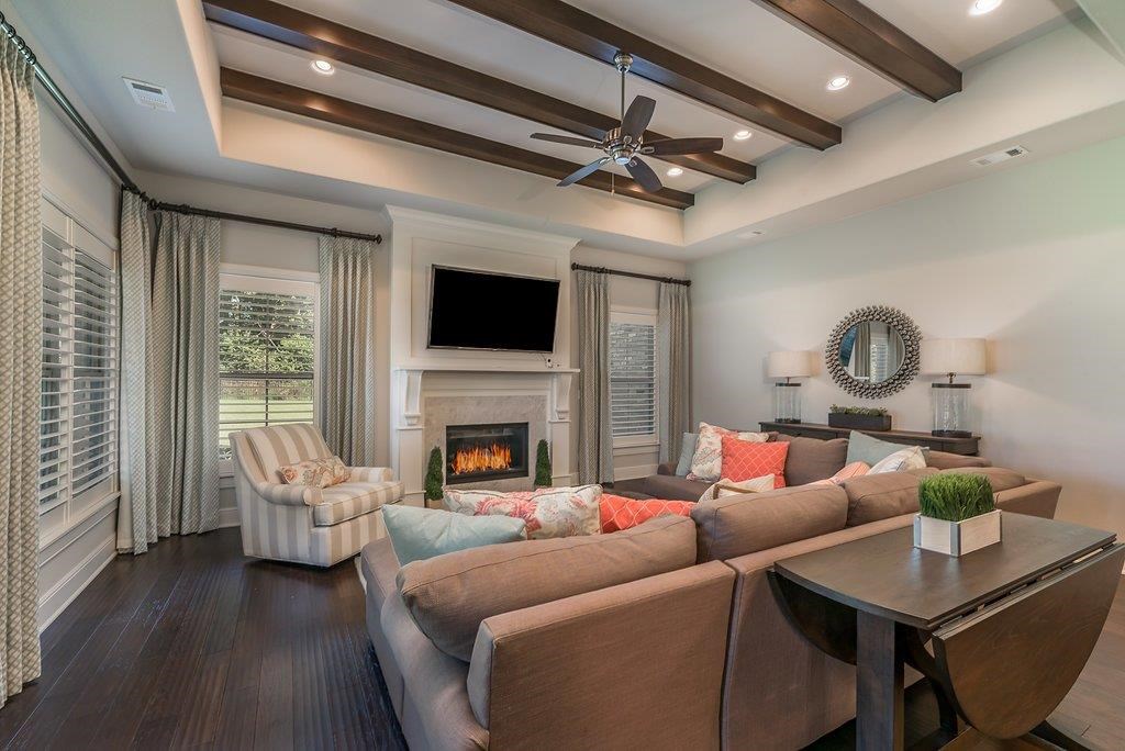 Oak Tree Centerton - Residential