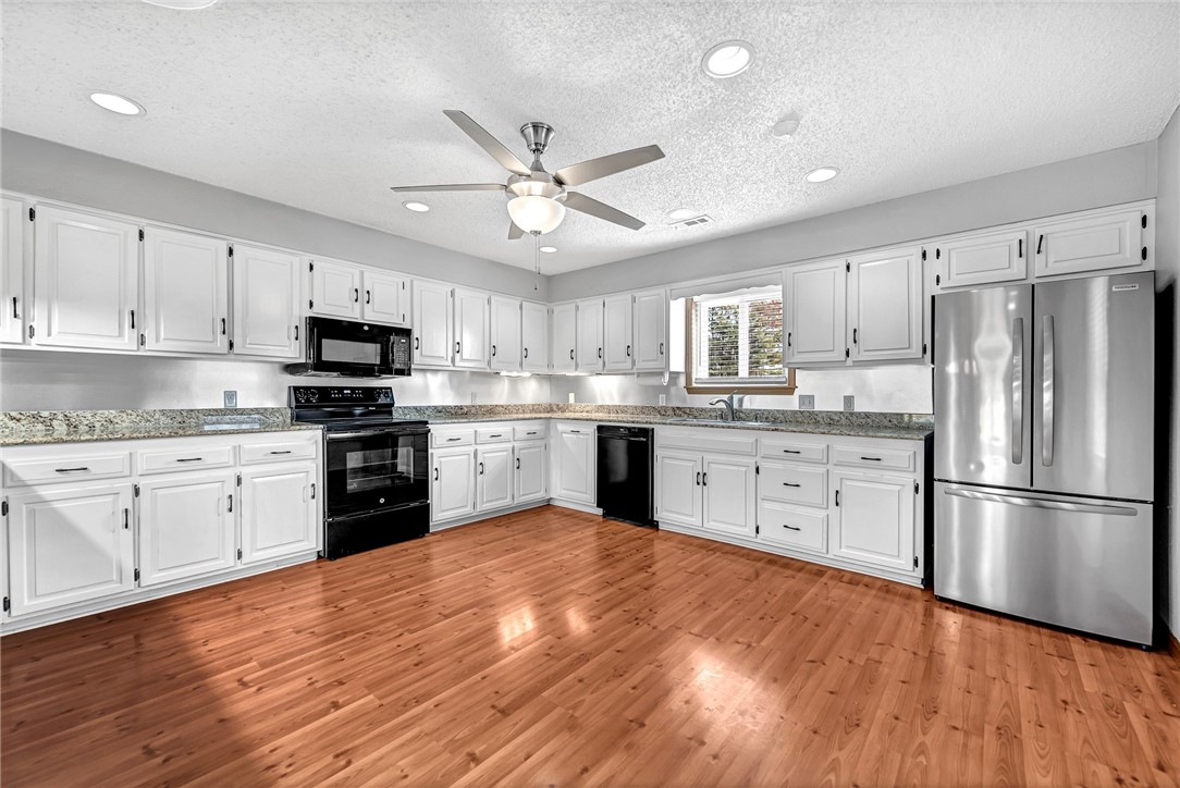 Campbells Countrywood Estate Unit 1 & 2 - Residential