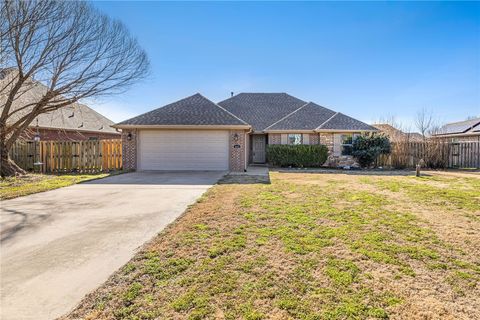 Photo of 402 SW Milestone Road, Bentonville, AR 72712 (MLS # 1336815)