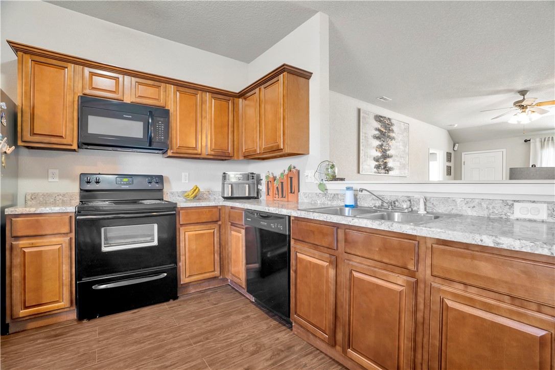 Oakleaf Manor Sub - Residential