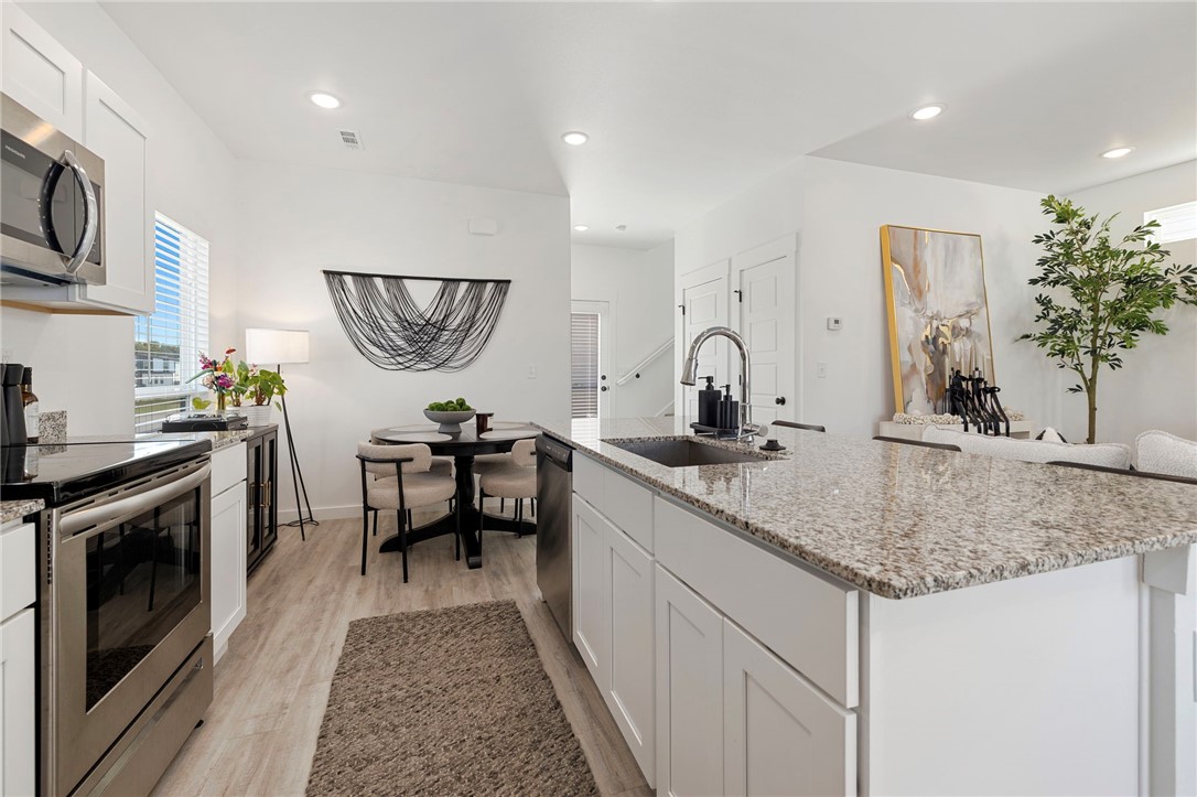Featherston Village Ph 1 Centerton - Residential