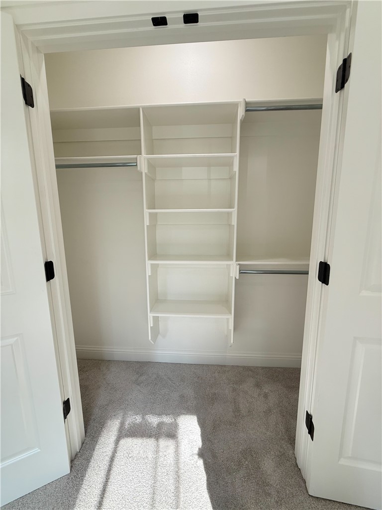 DICKENSHIRE SUB-BVV - Residential