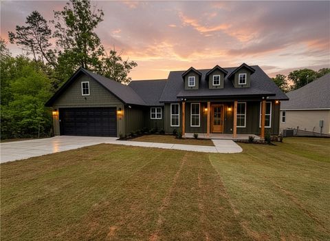 Photo of 14 Dickenshire Drive, Bella Vista, AR 72714 (MLS # 1343656)